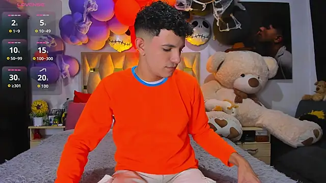 patrick sanzz online show from October 26, 8:22 pm