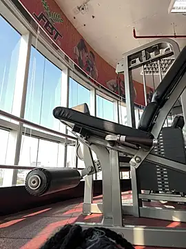 luv2masterb8247 online show from January 18, 2:07 am