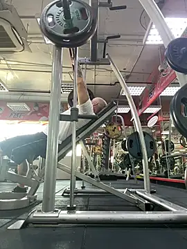 luv2masterb8247 online show from February 15, 2:05 am