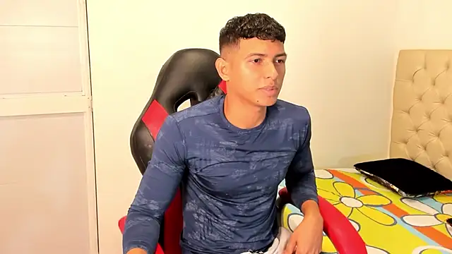 yei-sant online show from November 11, 3:00 am