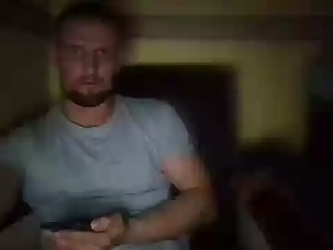 Regularfucker28 online show from November 23, 6:13 am