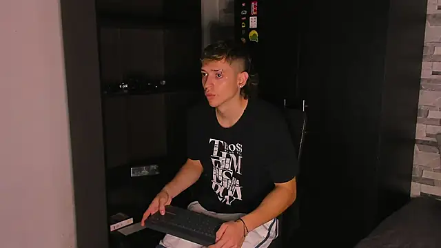 Dimitri higth420 online show from November 20, 11:36 pm