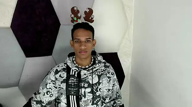 AbrahanBratz online show from December 5, 11:49 am