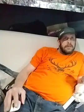 axelongshaft69 online show from December 23, 2:35 am