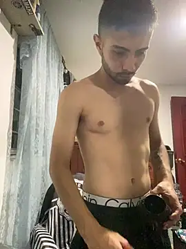 Jestebanano online show from March 9, 5:45 am