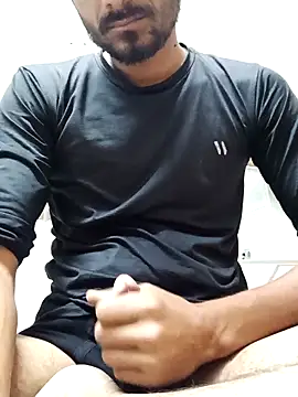 Gujrat player online show from April 30, 10:03 pm