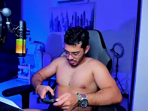 BrunoD31 online show from April 17, 3:20 am