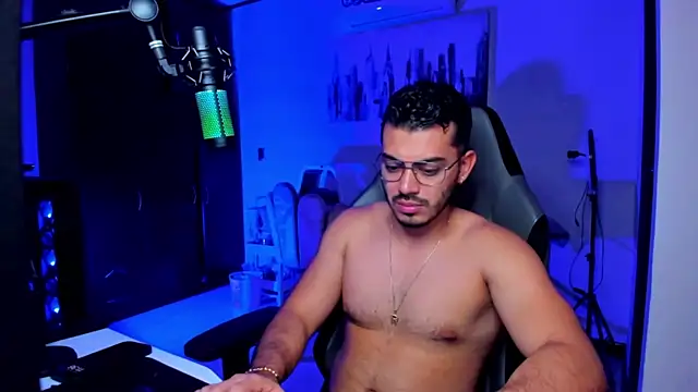 BrunoD31 online show from November 30, 4:36 am