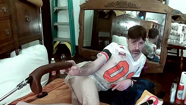 MaxJr8008 online show from January 15, 10:30 am