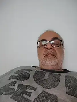 Satiro Sevilla online show from April 1, 9:56 pm