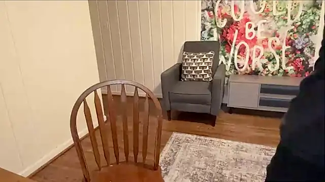 Snapshot of DaddydayDrinkzz chatting on November 2, 5:55 am DaddydayDrinkzz online show from November 2, 5:55 am