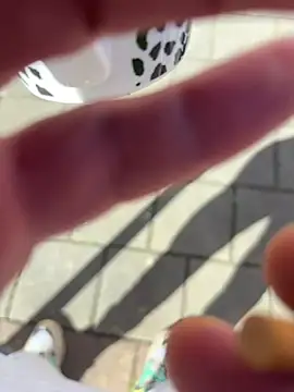 daubine46 online show from April 8, 1:20 pm