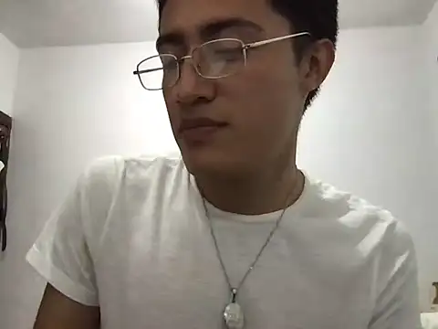 Akaerizz online show from December 19, 6:32 am