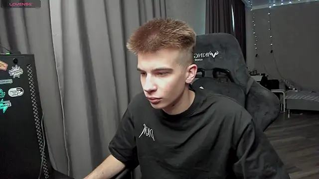 Oscar  xxl online show from January 6, 8:40 am