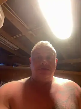 JakubW79 online show from December 16, 8:31 am