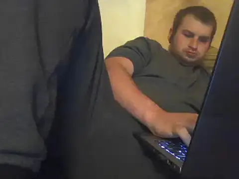 Snapshot of sexaddict_2424 chatting on October 15, 1:24 am sexaddict 2424 online show from October 15, 1:24 am