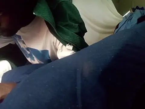 DevinToore online show from February 27, 12:01 am