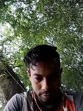 Snapshot of arafat_mia chatting on December 31, 4:27 am arafat mia online show from December 31, 4:27 am