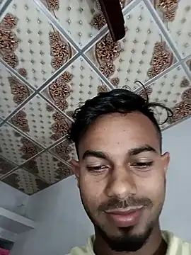 Snapshot of arafat_mia chatting on January 1, 3:23 am arafat mia online show from January 1, 3:23 am