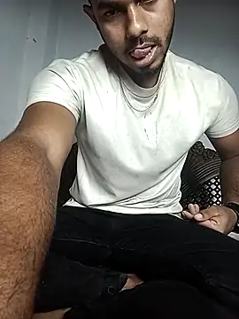 Snapshot of arafat_mia chatting on March 16, 2:11 pm arafat mia online show from March 16, 2:11 pm