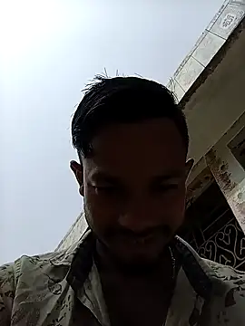 Snapshot of arafat_mia chatting on February 5, 6:02 am arafat mia online show from February 5, 6:02 am