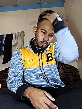 Snapshot of arafat_mia chatting on February 15, 2:58 am arafat mia online show from February 15, 2:58 am