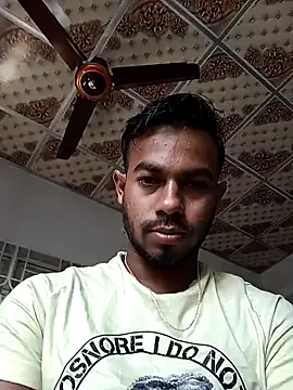 Snapshot of arafat_mia chatting on December 24, 1:49 am arafat mia online show from December 24, 1:49 am