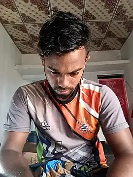 Snapshot of arafat_mia chatting on January 10, 10:17 am arafat mia online show from January 10, 10:17 am