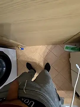 Alexxxmaster1312 online show from February 19, 5:15 am