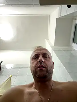 Lecatore80 online show from October 3, 4:45 pm