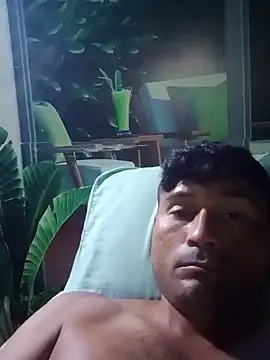 Snapshot of Diogo100 chatting on October 18, 3:44 am Diogo100 online show from October 18, 3:44 am