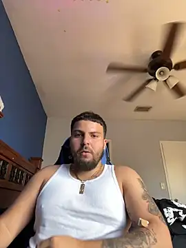 Snapshot of MasterKvn chatting on December 3, 3:00 pm MasterKvn online show from December 3, 3:00 pm