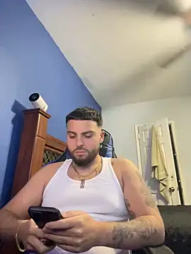 Snapshot of MasterKvn chatting on January 17, 2:18 am MasterKvn online show from January 17, 2:18 am