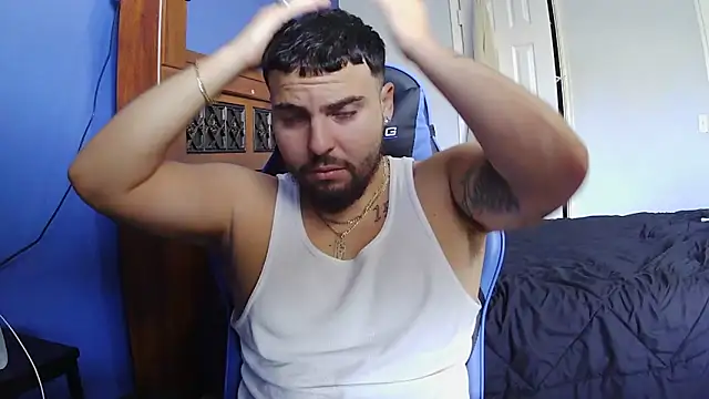 Snapshot of MasterKvn chatting on February 3, 5:56 pm MasterKvn online show from February 3, 5:56 pm