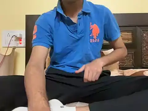 Snapshot of rahul_4u chatting on December 9, 6:08 pm rahul 4u online show from December 9, 6:08 pm