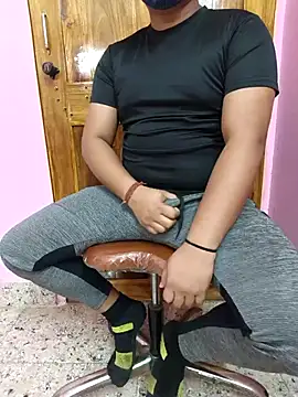 Snapshot of zon_zustin chatting on February 10, 5:41 pm zon zustin online show from February 10, 5:41 pm