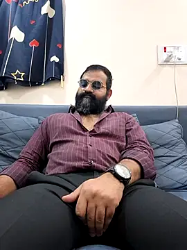 Fun Guuy online show from February 16, 8:01 am