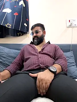 Fun Guuy online show from April 2, 5:59 am