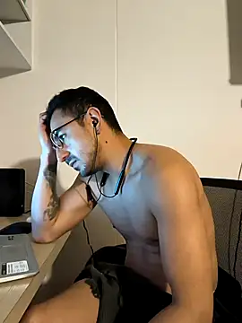 pablo-rincon95 online show from February 14, 11:10 pm