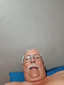 NawtyB1965 online show from February 2, 3:49 am