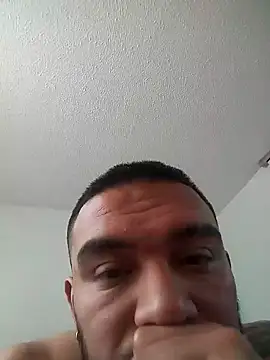 Snapshot of xxierra chatting on February 11, 2:13 pm xxierra online show from February 11, 2:13 pm