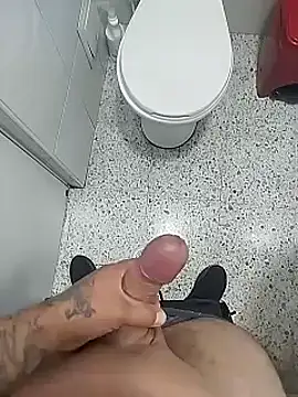 Snapshot of xxierra chatting on February 10, 4:47 pm xxierra online show from February 10, 4:47 pm