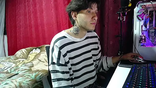 esjrobles online show from March 12, 5:02 am