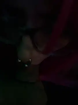 bootymunch333r online show from December 10, 1:55 pm