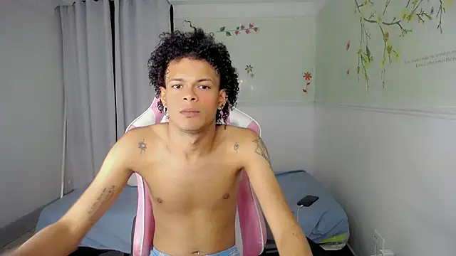 rose Skinny  online show from December 16, 9:55 pm