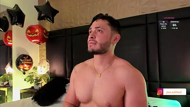 JossAckland online show from October 23, 8:01 pm