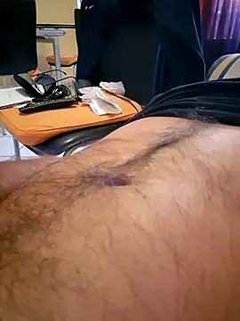 1talianBeutifulCock online show from January 12, 12:53 pm