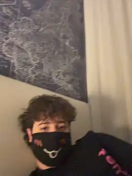 Your femboy24 online show from April 19, 12:10 am