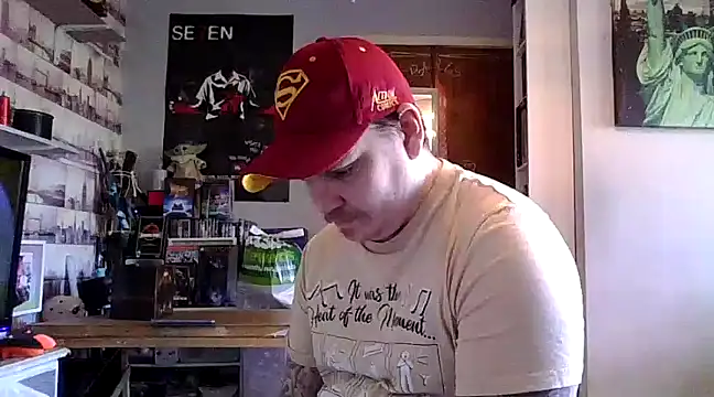 ArcanceTheo82 online show from January 9, 11:47 am