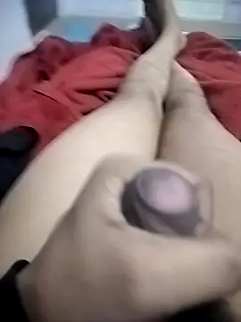 Snapshot of delhiboyooo chatting on January 16, 11:27 pm delhiboyooo online show from January 16, 11:27 pm